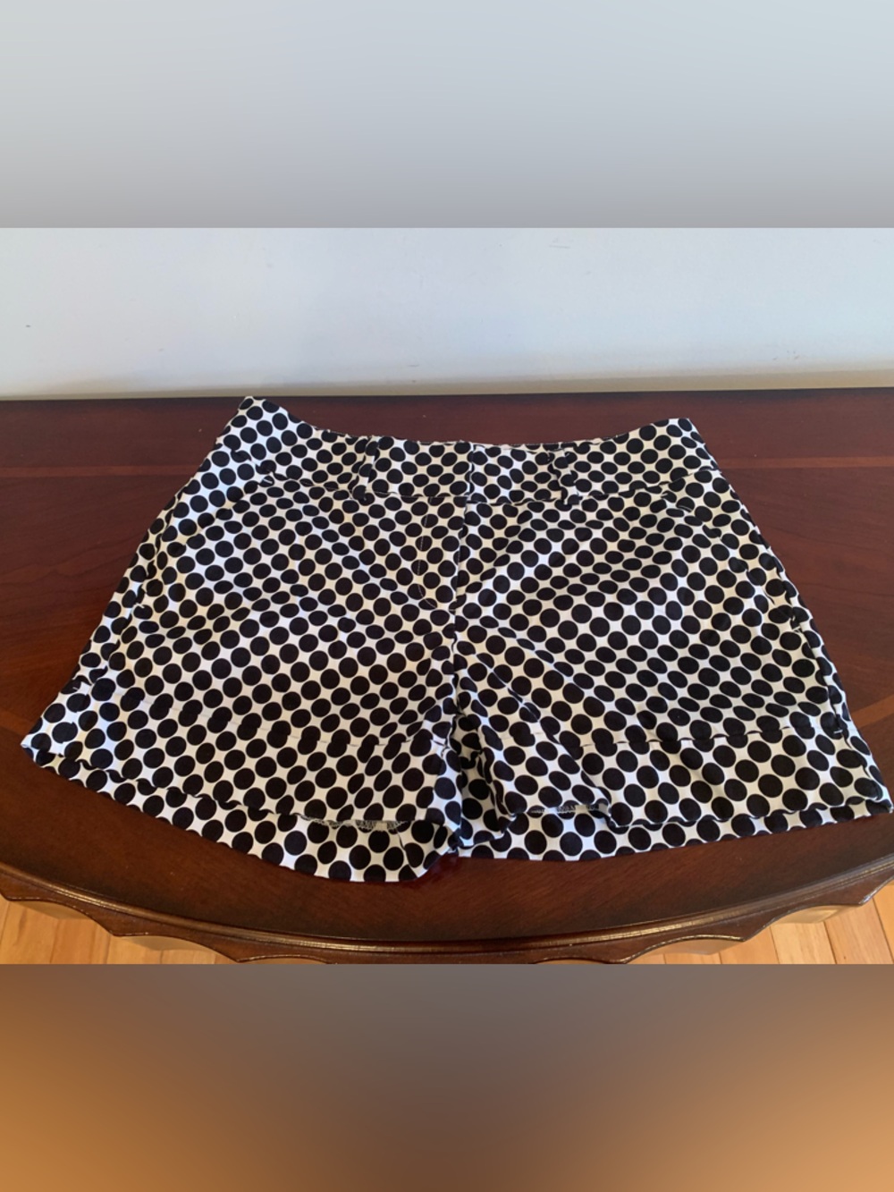 NWOT 7th Avenue Design Studio Black & White Polka Dot Shorts